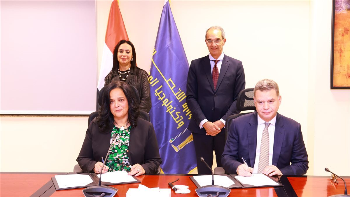 وزيرا الاتصالات والتضامن يشهدان إطلاق برنامج لتدريب ذوي الاضطرابات العصبية في قطاع التكنولوجيا