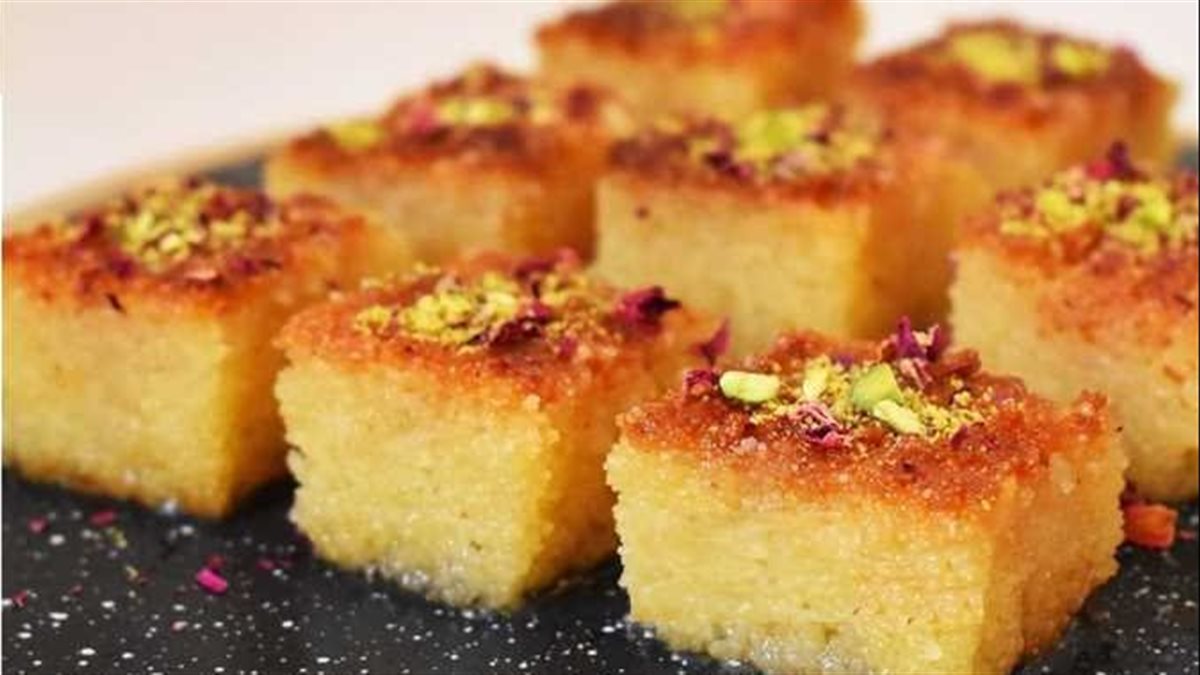 بطعم ومذاق لذيذ …طريقة عمل كيك البسبوسة في البيت