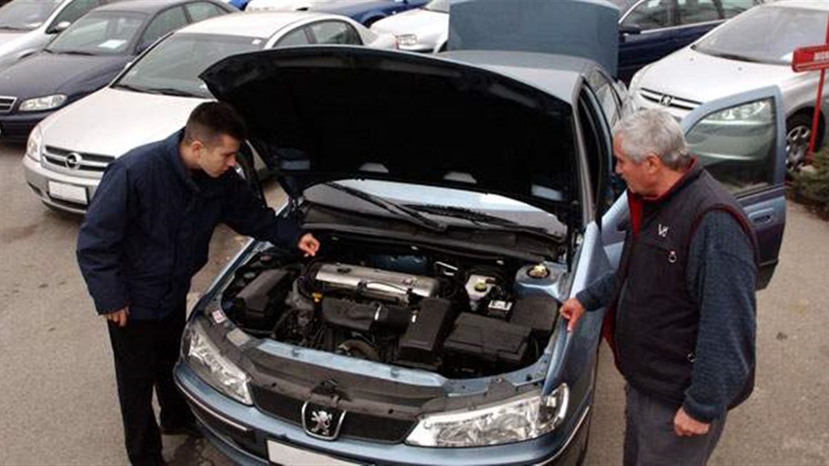 شراء سيارة مستعملة بأمان: 7 خطوات يجب معرفتها