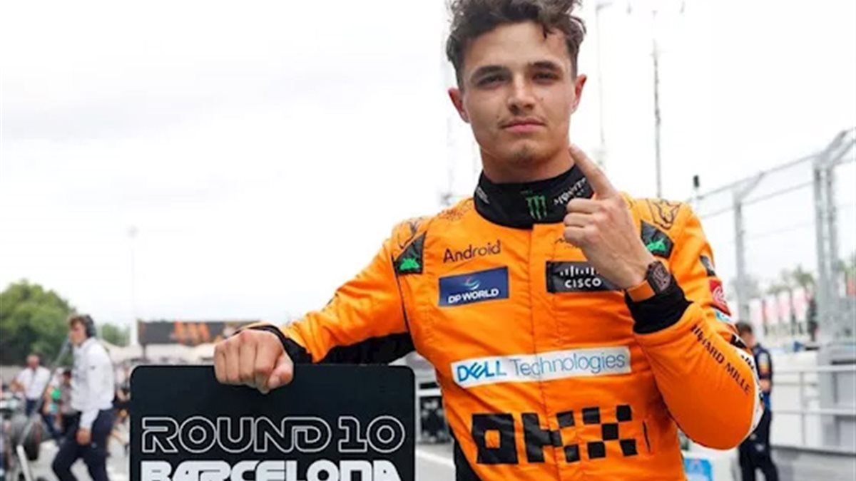 صراع اللقب يشتعل.. نوريس وبياستري وفيرستابن في مواجهة حاسمة بسباق فورمولا-1 القطري 2025