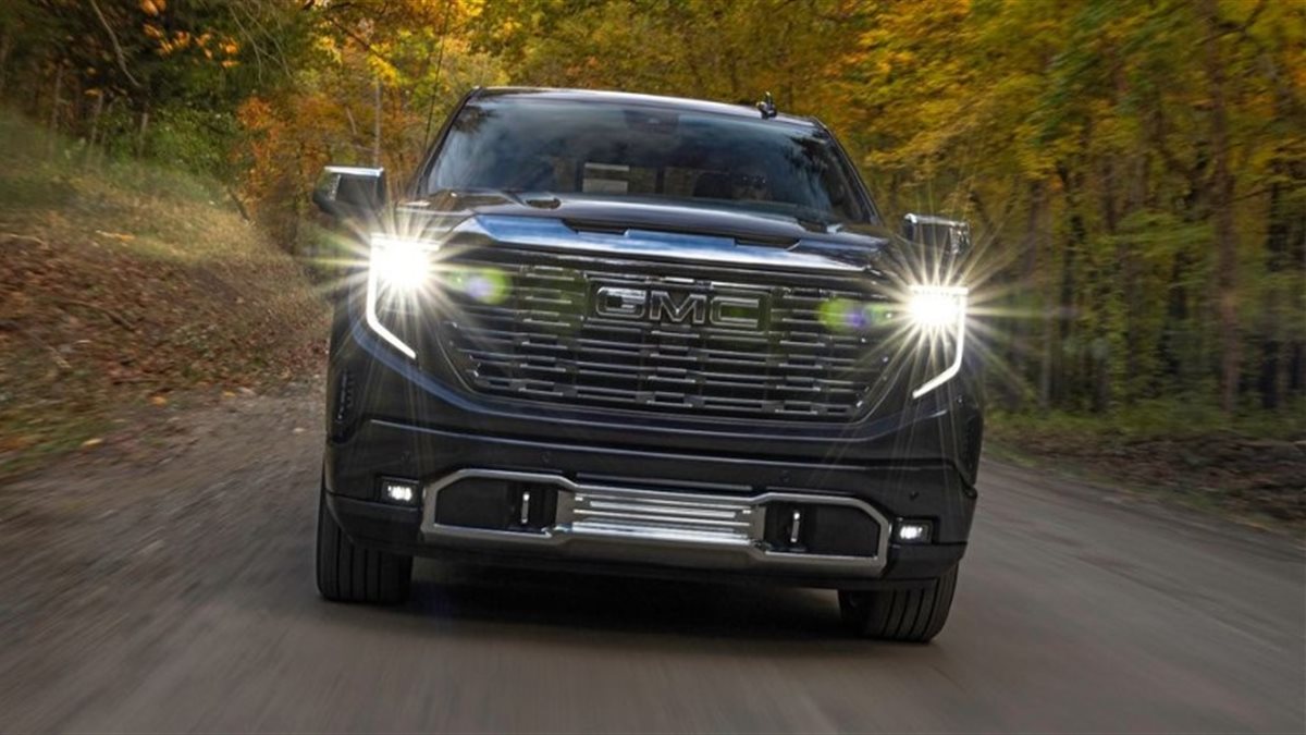 الشاحنة الفاخرة الأقوى في فئتها