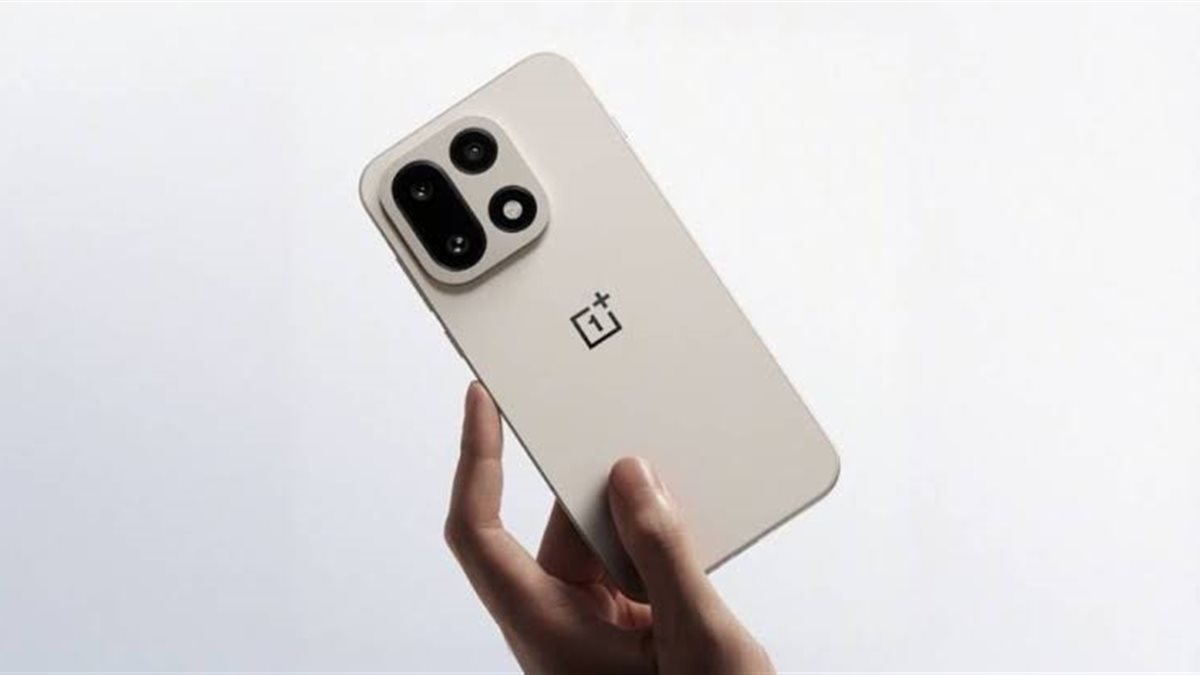 بعد طول انتظار.. طرح هاتف OnePlus 15 ببطارية عالمية