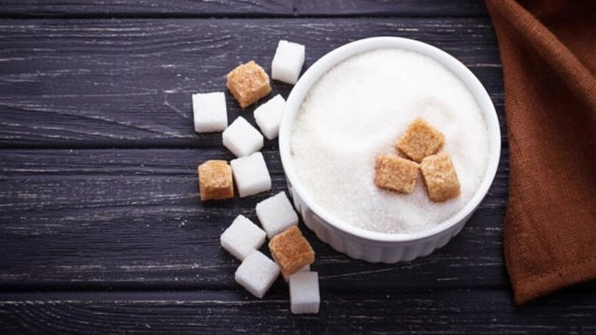 الإفراط في السكر يهدد صحتك