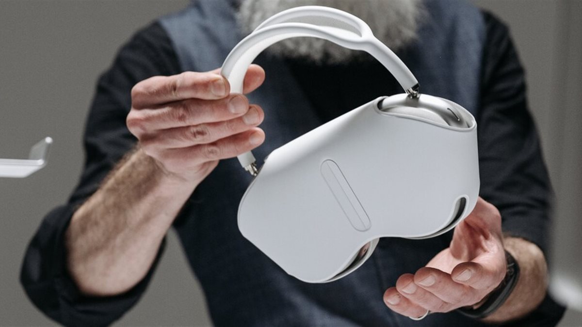 «آبل» تقترب من فك الشفرة.. سماعات Airpods لقراءة الدماغ