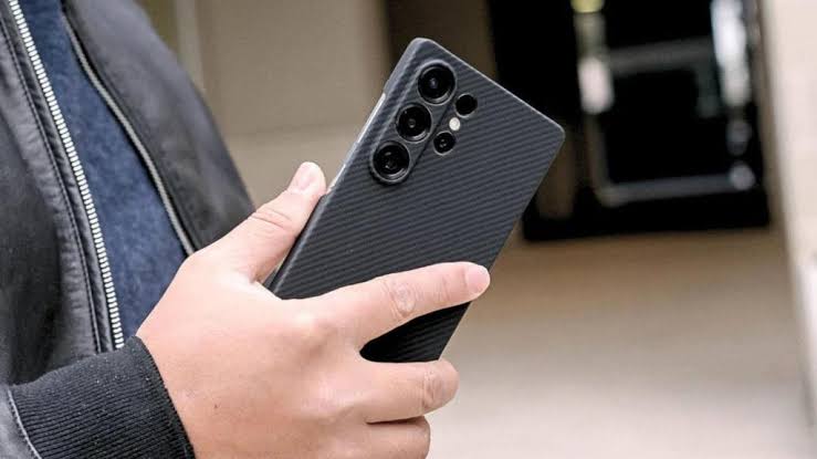 <strong>Galaxy S</strong>