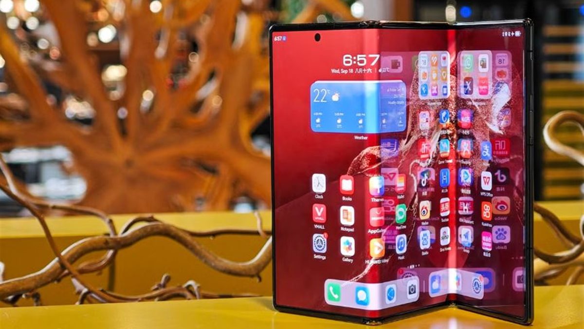 أسرار Galaxy Z TriFold.. سامسونج تلمح لهاتفها الأكثر جرأة