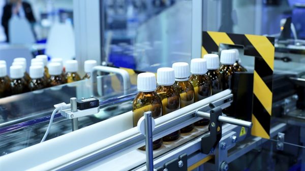 الشراكة المصرية – الإيطالية.. إنشاء 15 مدرسة متخصصة في الصناعات الدوائية والكيميائية