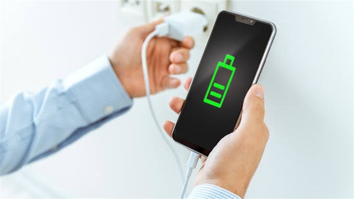 احذر شحن هاتفك في المطاعم والمطارات.. والسبب مفاجأة