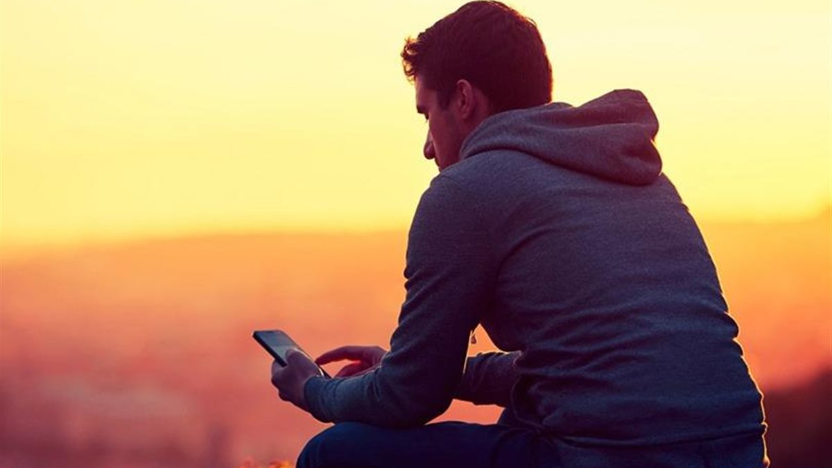 في اليوم العالمي للرجال 2025.. التركيز على الصحة النفسية ومخاطر العزلة العاطفية