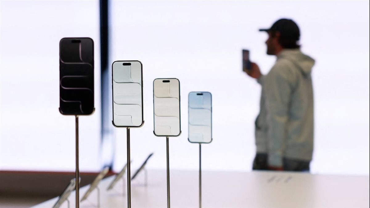 لأول مرة في تاريخها.. تغيير غير مسبوق في سلسلة آيفون 2026