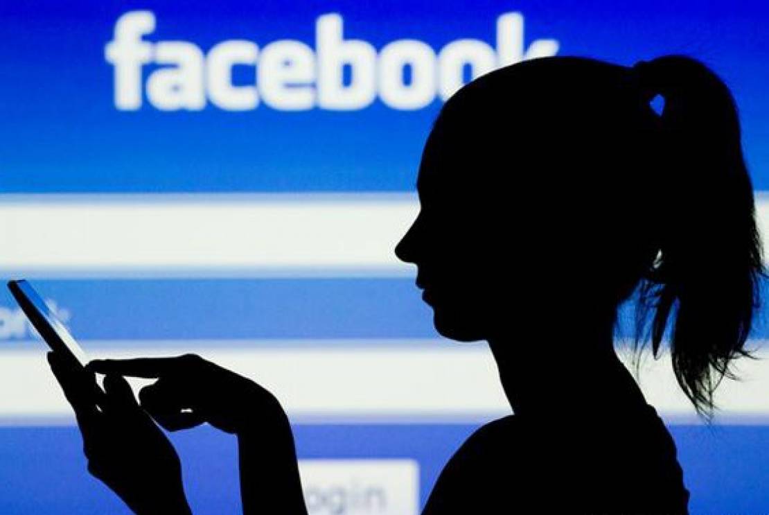 إعلانات الفيسبوك