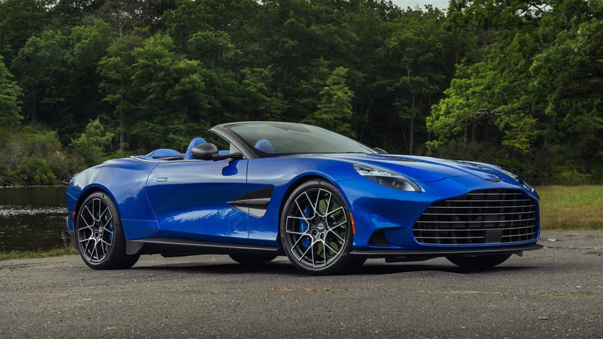الوحش البريطاني الجديد.. أستون مارتن فانكويش فولانتي 2026 بمحرك V12 خارق