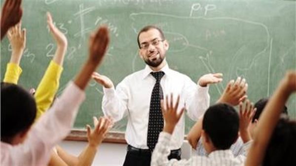 عاجل.. ضوابط صرف الحصص الزائدة فوق النصاب القانوني للمعلمين شهريًا 

  الخميس 06/11/2025 09:25 م
 حددت وزارة التربية والتعليم والتعليم الفني، ضوابط صرف الحصص الزائدة فوق النصاب القانوني للمعلمين المعينين شهريًا والتي تضمنت الآتي: ضوابط صرف الحصص الزائدة فوق النصاب القانوني للمعلمين شهريًا    المراحل المستحقة للصرف هي المرحلة الابتدائية، والإعدادية، والثانوية، والتعليم الفني بنوعياته المختلفة. المواد