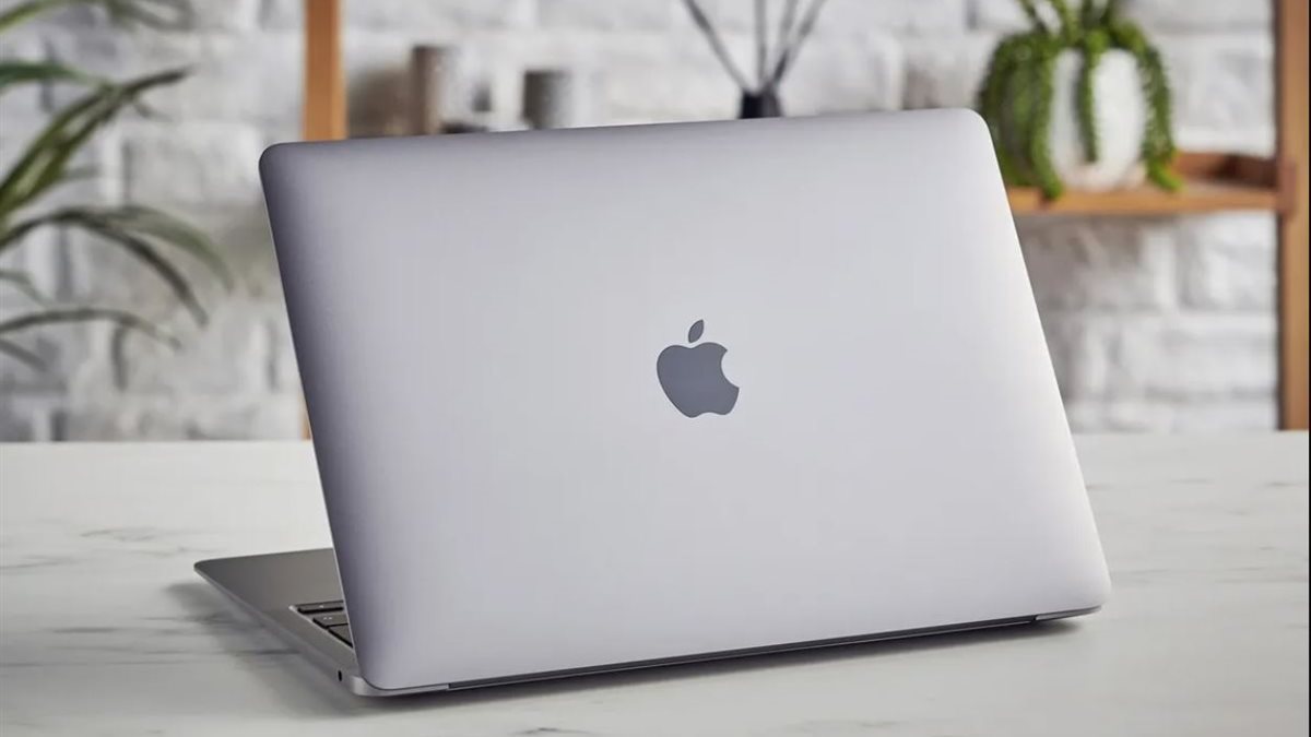 آبل تحضر مفاجأة.. جهاز لابتوب منخفض التكلفة يهدد عرش “ويندوز”