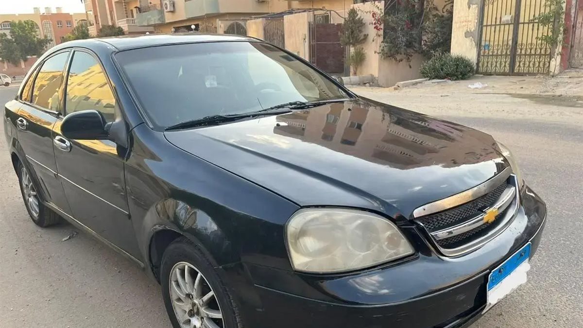 “مرسيدس الغلابة”..شيفروليه أوبترا 2012 بسعر 400 ألف جنيه في سوق المستعمل