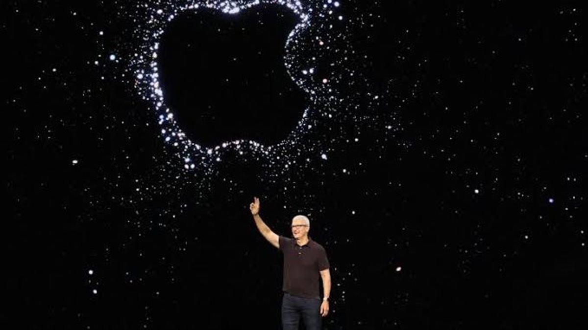 آيفون فولد.. مفاجأة آبل المقبلة بدون شريحة SIM