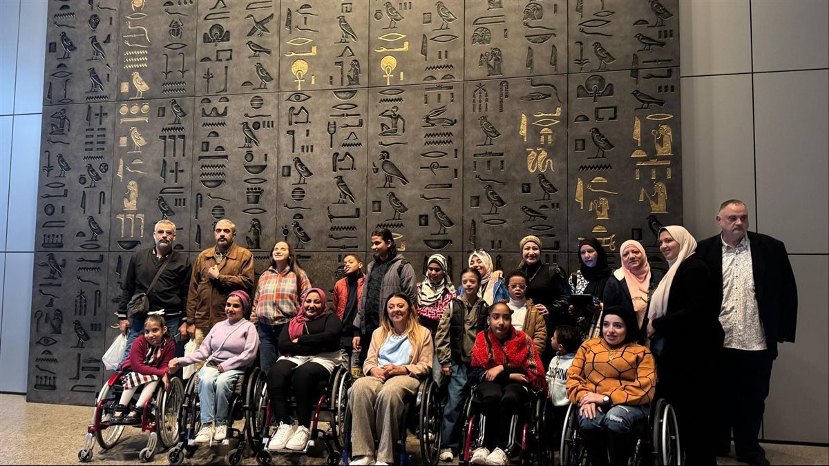 “القومي لذوي الإعاقة” ينظم زيارة استثنائية إلى المتحف المصري الكبير
