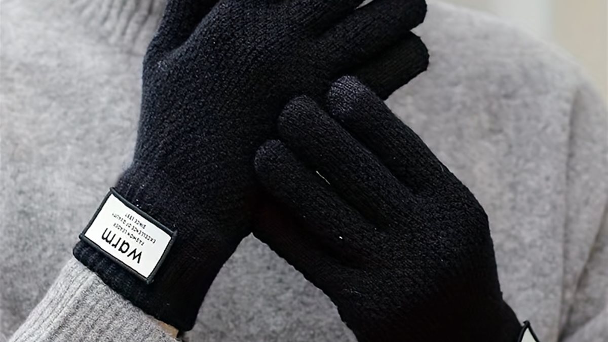 منها ارتداء القفازات.. 5 نصائح حتى تشعر بالدفء في الأجواء الشتوية