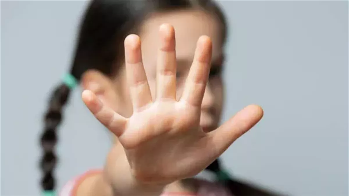 خبيرة تكشف أسرار لغة الجسد وقراءة المشاعر الحقيقية