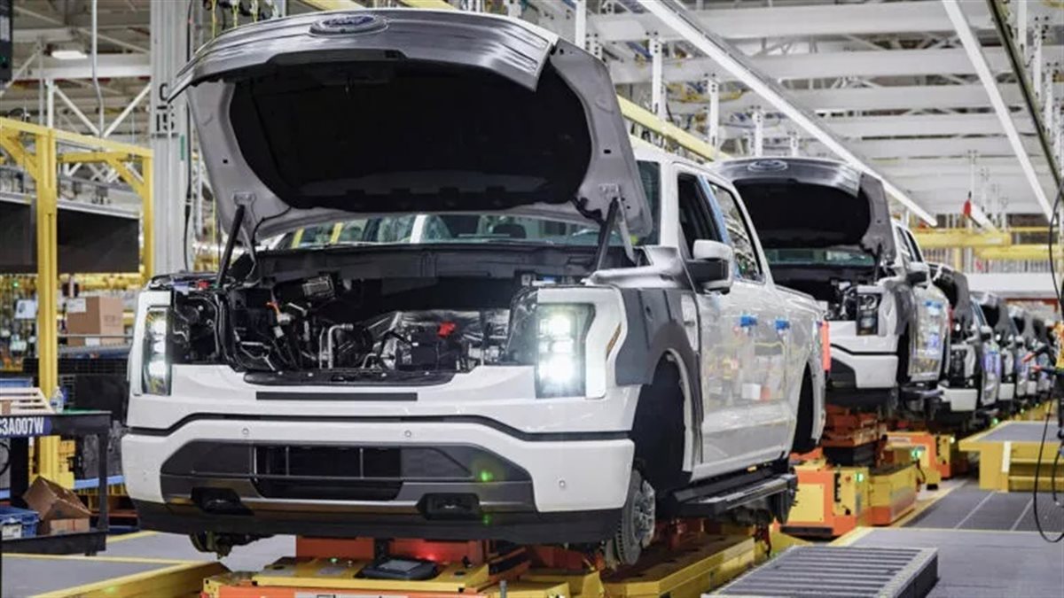 فورد تلغي اتفاقا ضخما مع إل جي بشأن بطاريات السيارات الكهربائية