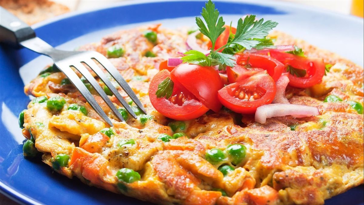 أكلة شعبية.. طريقة عمل العجة في المنزل