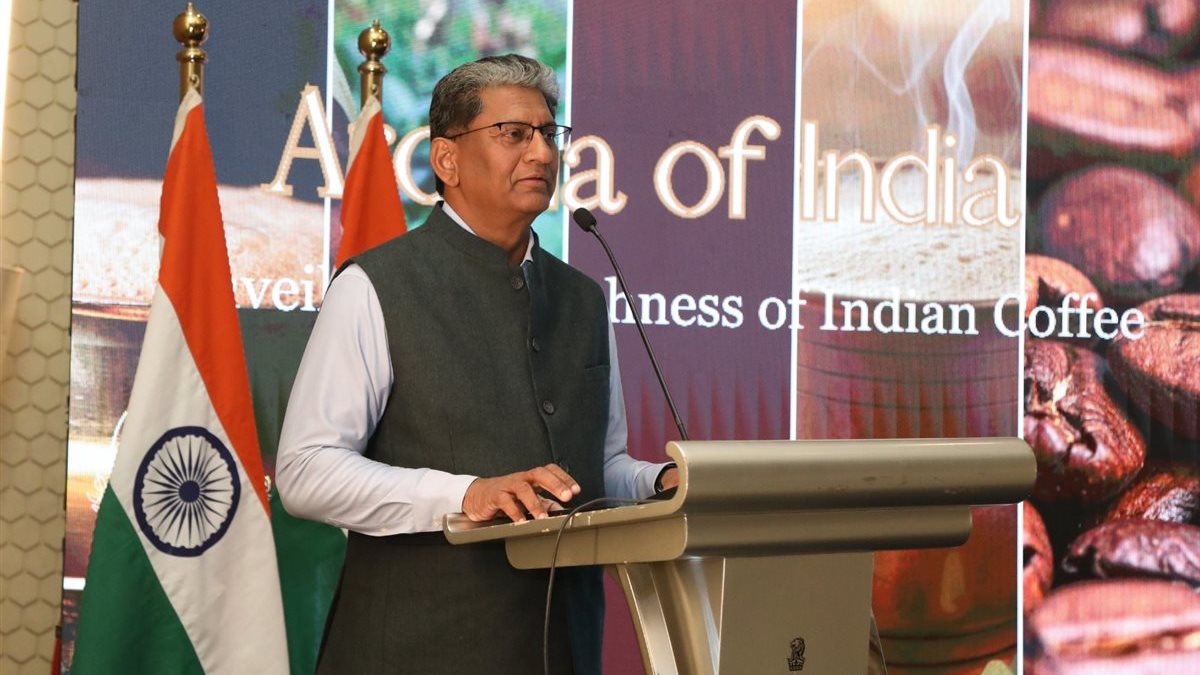 بالصور .. البن جسر للتواصل الثقافي بين الشعوب