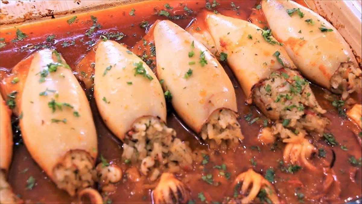 طريقة عمل الكاليماري المحشي بخطوات سهلة وطعم مثل المطاعم