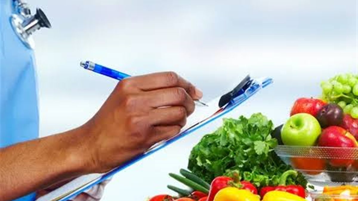 ربط التغذية بالبروتوكول العلاجي… خطوة تسرّع التعافي بنسبة 60%