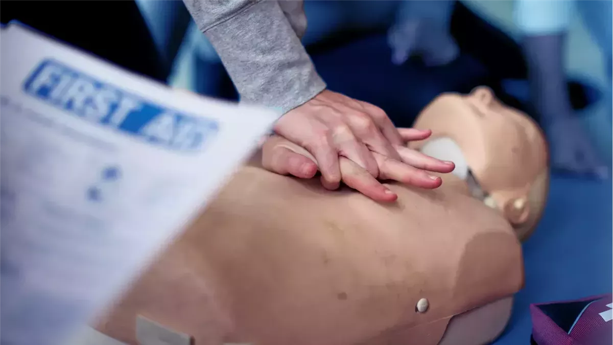 أول 6 دقائق تنقذ الإنسان.. ويوضح علاقة ضغط الدم بالفشل الكلوي