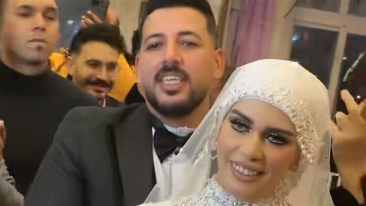 البلوجر «أم جاسر» تحتفل بزفافها وسط أجواء عائلية دافئة