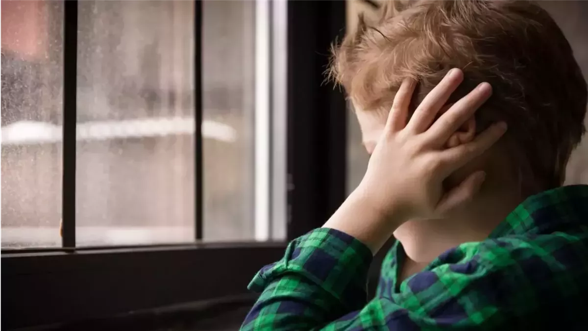 اكتئاب الوالدين يؤثر على مخ الأطفال.. باحثون يوضحون