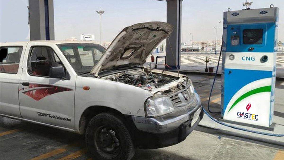 وفر فلوسك..تحويل سيارتي سولار جديدتين للعمل بالغاز الطبيعي لأسطول مصر للبترول في السويس