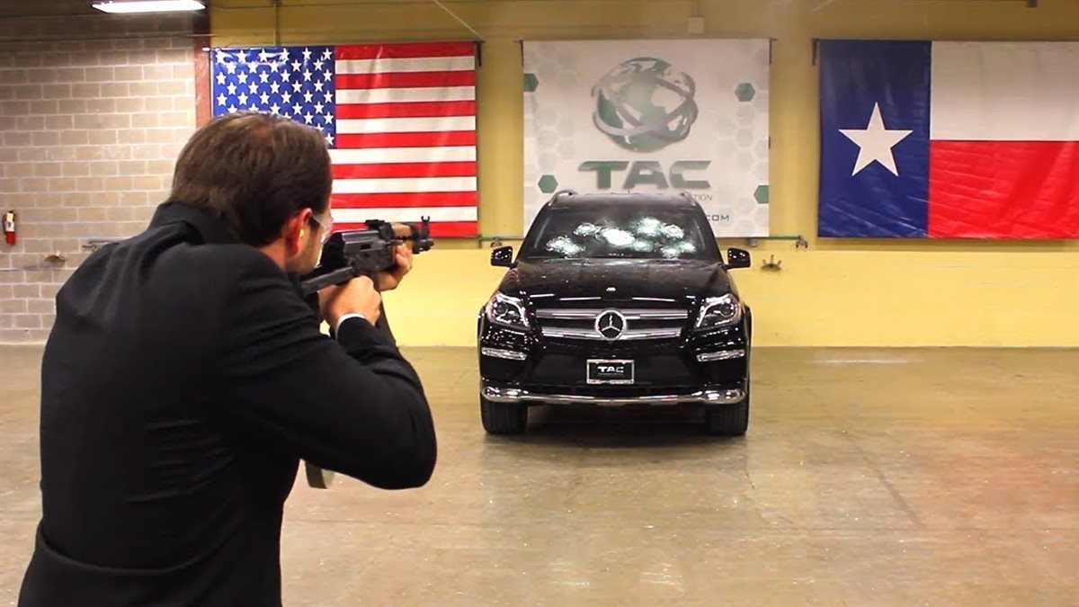 حصن متنقل للأمان الفائق.. أفضل 8 سيارات مصفحة مضادة للرصاص والقذائف