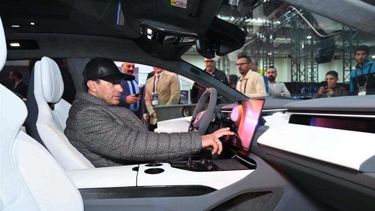 وزير الرياضة: الحكومة المصرية تدعم قطاع السيارات الكهربائية باعتباره ركيزة للاستدامة