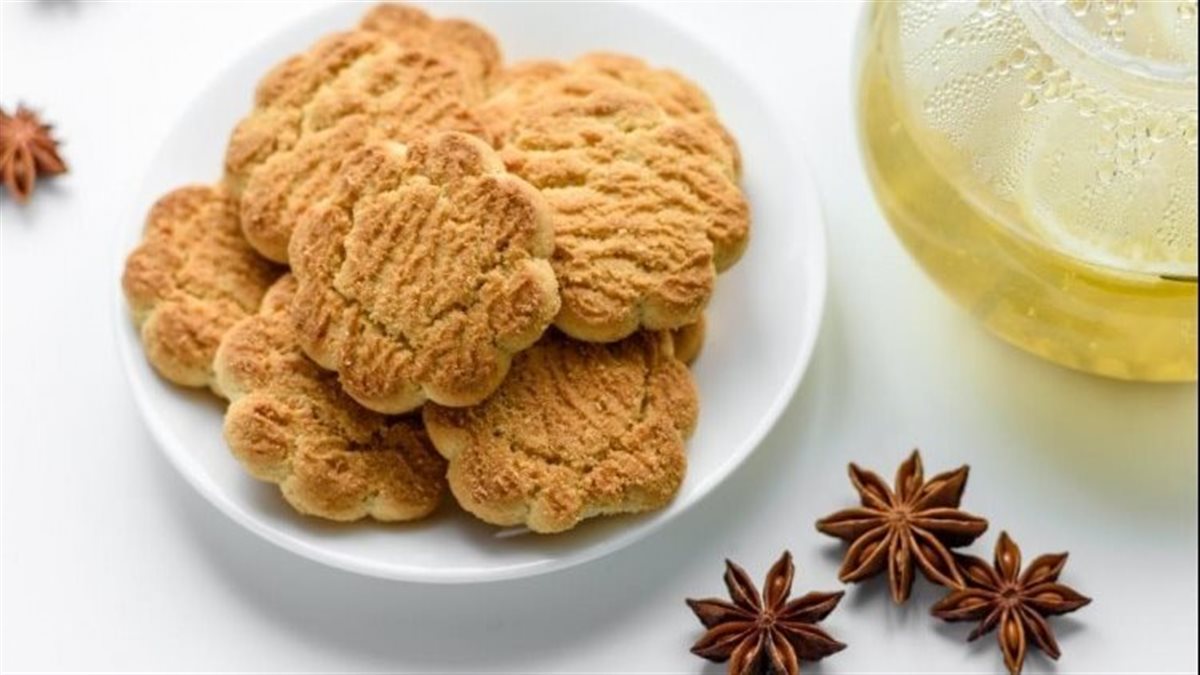 بخطوات سهلة.. طريقة عمل البسكويت باليانسون للإفطار