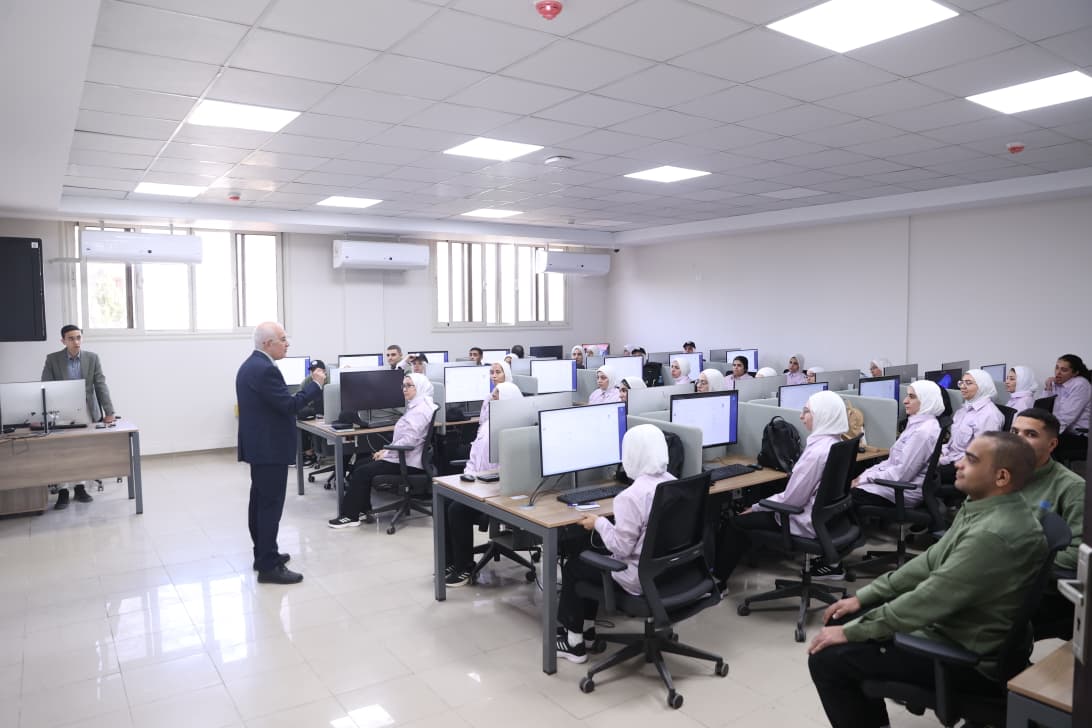 مبادرة الرواد الرقميون