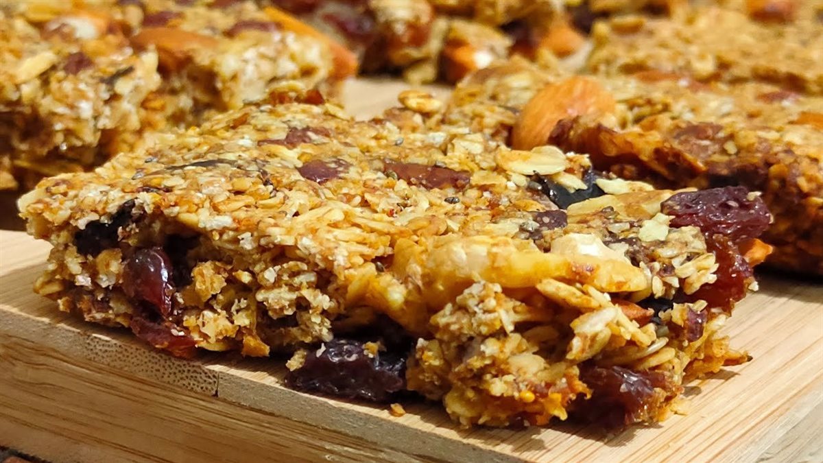 منها ألواح الجرانولا.. 6 أطعمة تبدو صحية لكن أضرارها كبيرة