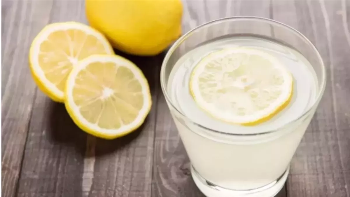 5 فوائد صحية تجعل شرب الماء بالليمون يوميا ضروريا