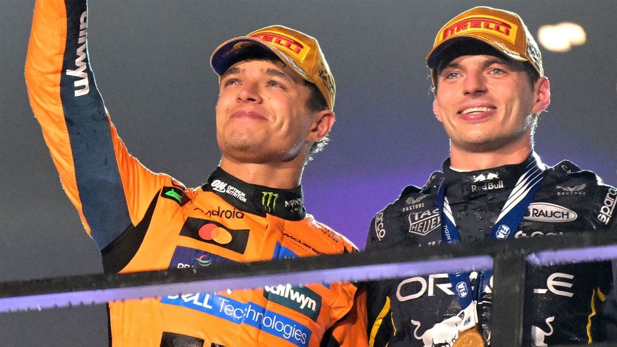 فيرستابن يرد على تشبيه زاك براون.. صراع ثلاثي يحسم لقب فورمولا 1