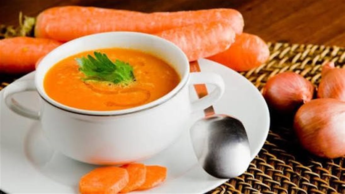 زي العدس … طريقة عمل شوربة الجذر بالكريمة في المنزل