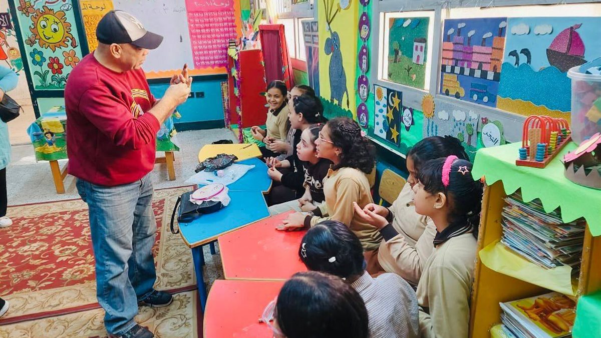 فعاليات ثقافية وفنية متعددة ضمن برنامج “مدارسنا بالألوان” لتعزيز الوعي لدي الطلاب