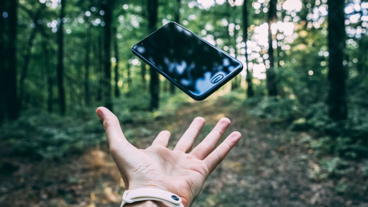 للموظفين.. تشتري نوكيا 1 بلس أم ريلمي 8 برو؟