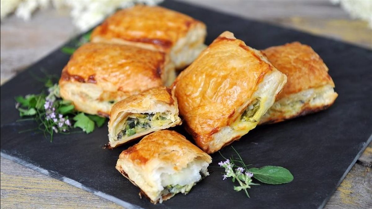 طريقة عمل الجلاش بالبسطرمة في المنزل بمذاق لا يقاوم