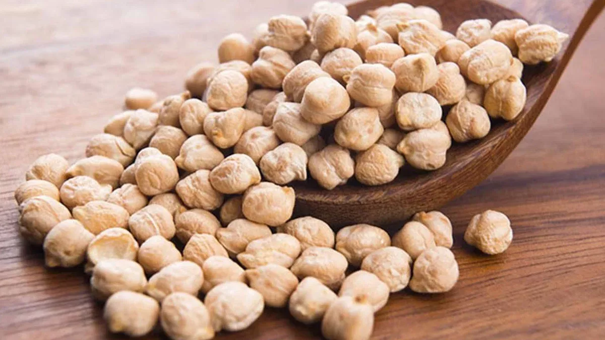 منها دعم صحة العظام.. تعرف على فوائد تناول الحمص المذهلة