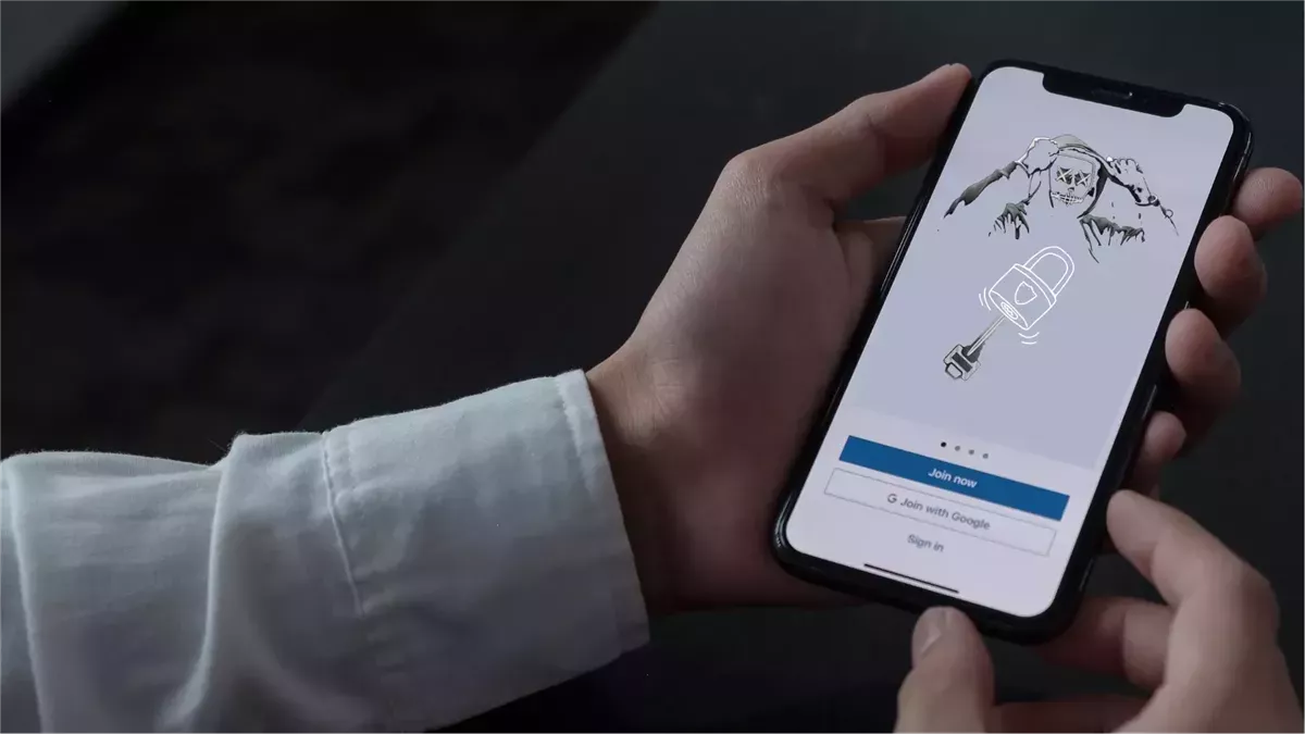 بعد تحذير الجهاز القومي لتنظيم الاتصالات.. كيف تحمي هاتفك من هجمات الزيرو كليك؟