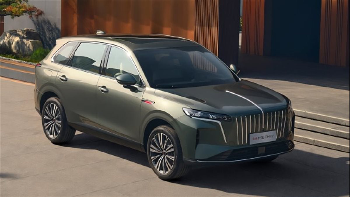 Hongqi HS6 تحطم الأرقام في فئة السيارات الهجينة وتدخل التاريخ عبر جينيس