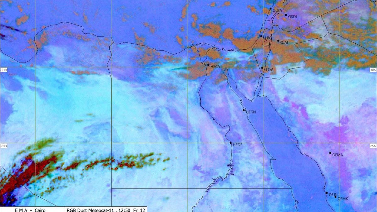 سحب كثيفة تغطي سماء القاهرة الكبرى.. وأمطار محتملة مع استمرار اضطراب الأجواء
