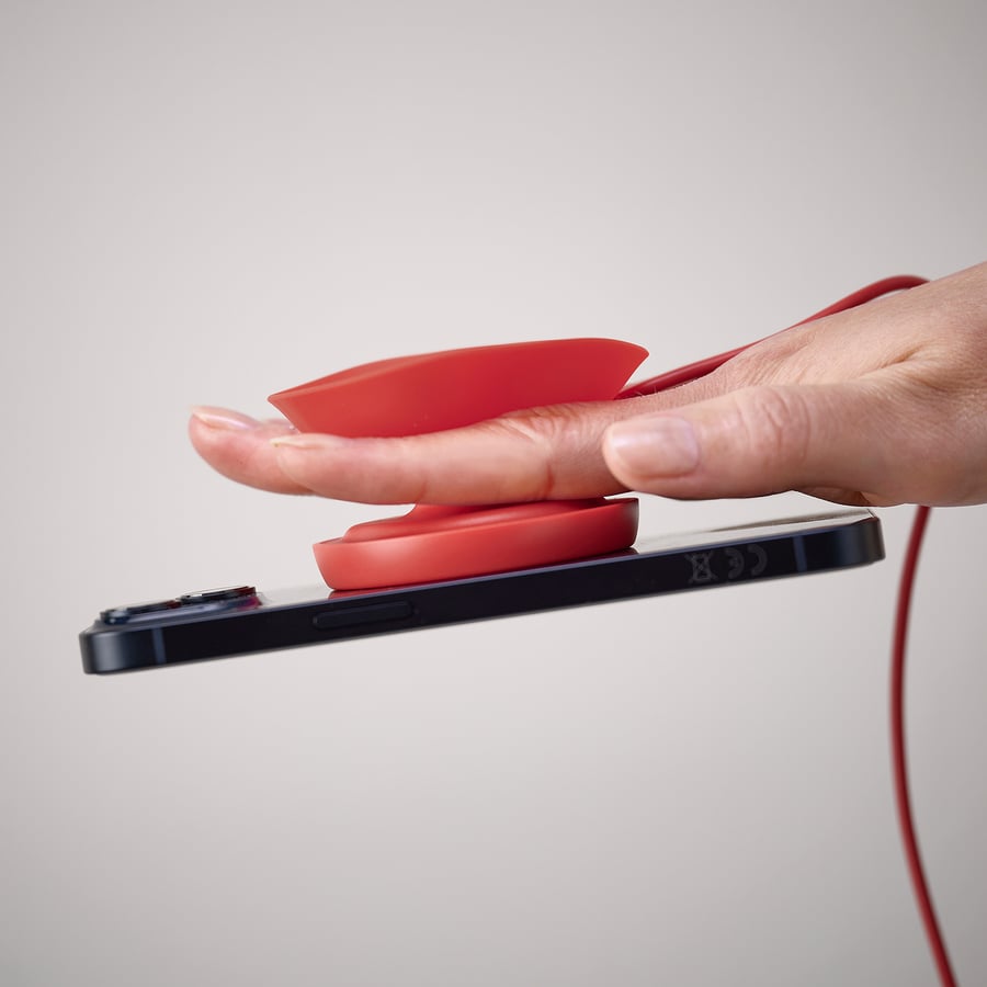 IKEA شواحن إيكيا الجديدة ... لاسلكية أنيقة و رخيصة و تدعم Qi2 15W BPP و تدعم USB-C : - بسعر 10$ لشاحن VÄSTMÄRKE - بسعر 25$ لشاحن VÄSTMÄRKE مع إضاءة يتبع