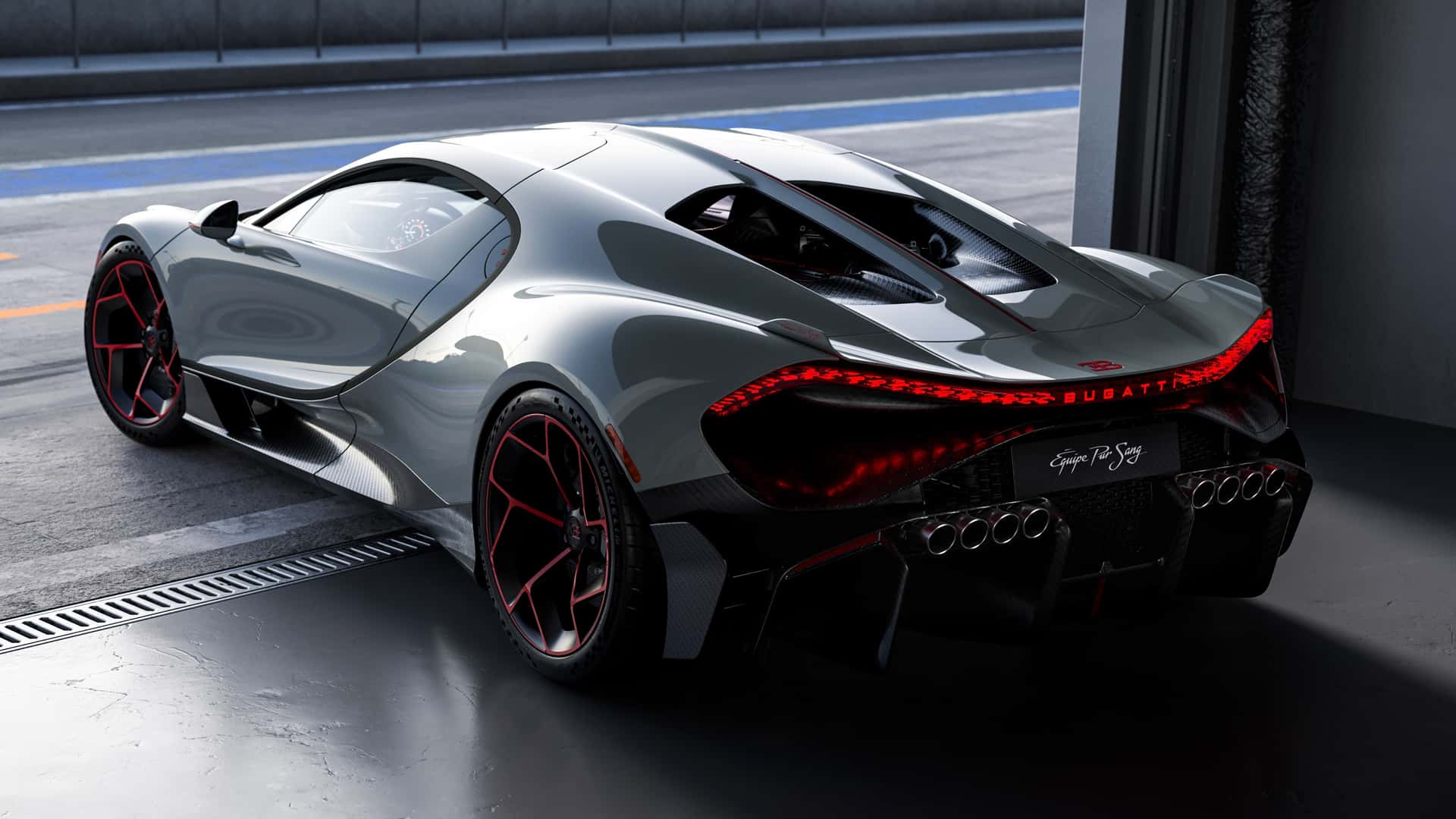 سيارة بوغاتي توربيون جديدة مع 8 مخارج عادم | عرب جي تي