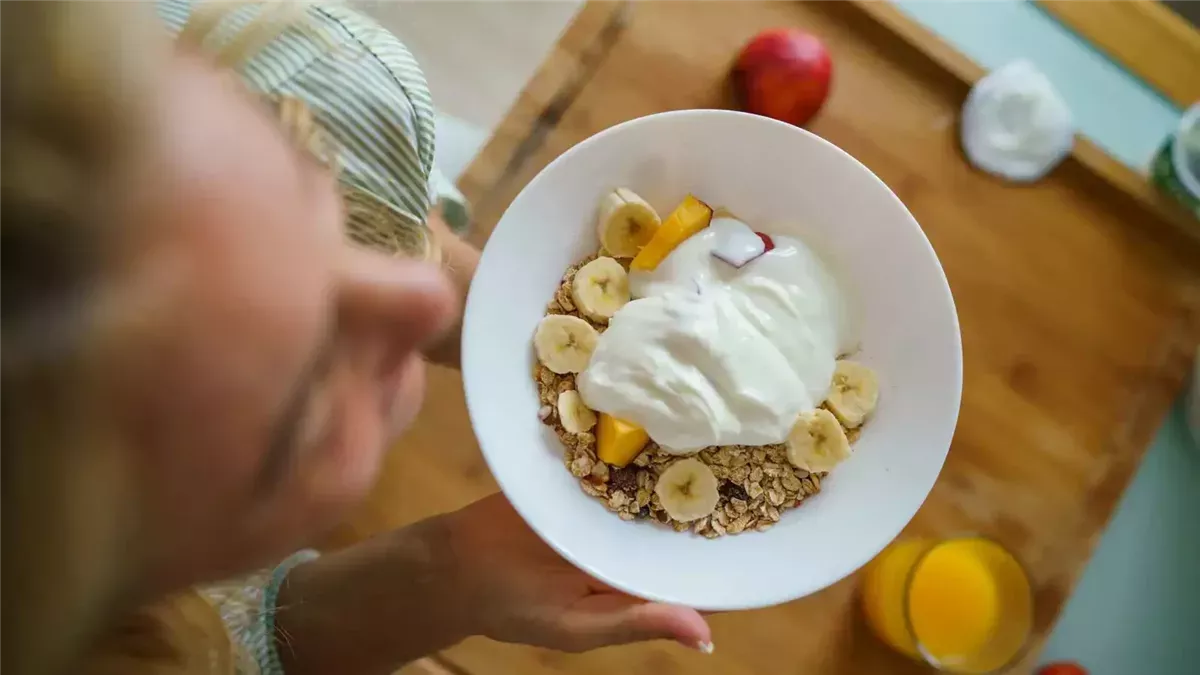 أطعمة تخفض الكوليسترول الضار وتحمي من أمراض القلب والسكري